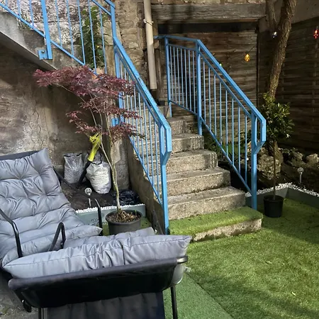 Tres Calme Avec Terrasse 10 Personnes Maxi Apartament